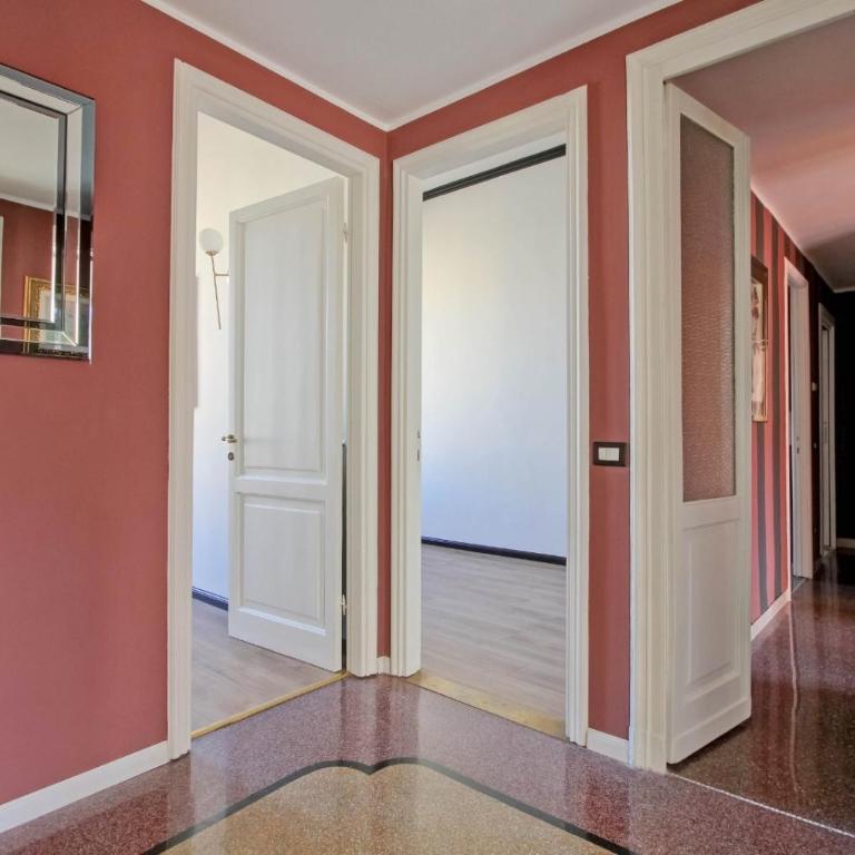 Tibullo ,Classico ed Elegante Appartamento - Apartment - 21