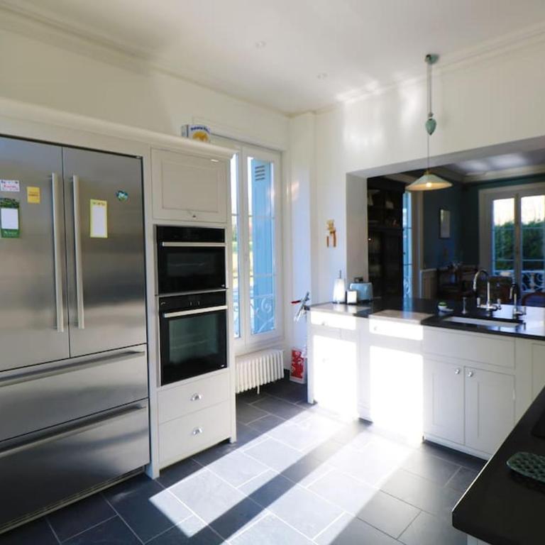 Splendid Mansion IN SARLAT with heated pool and TENNIS COURT - Villa Supérieure - 11