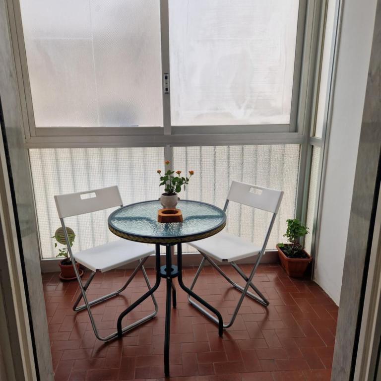 LB&B Short Stay - Double Room with Private Bathroom - 4