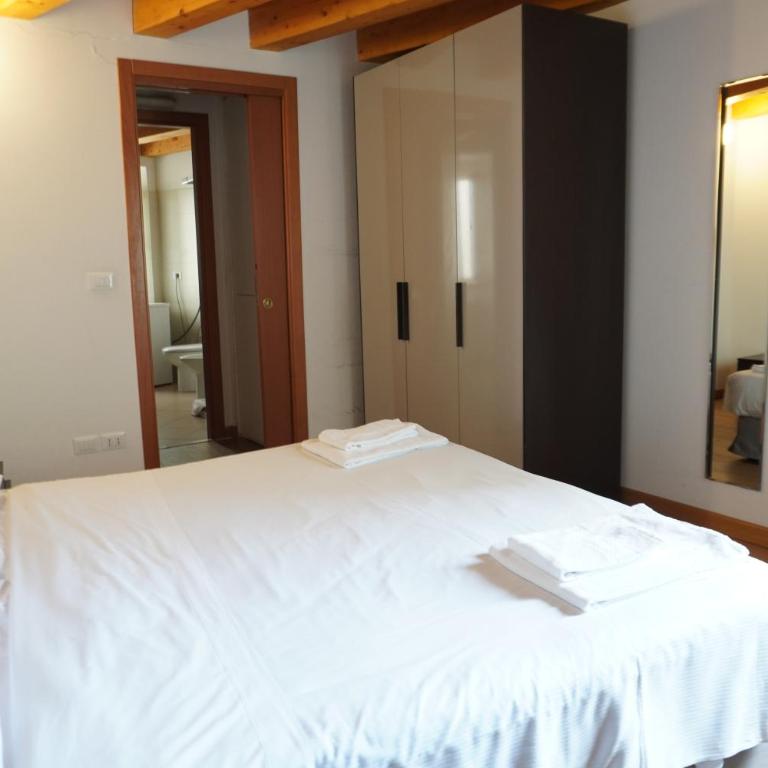 ApartHotel Capitelli - Suite con 1 Camera da Letto - 5