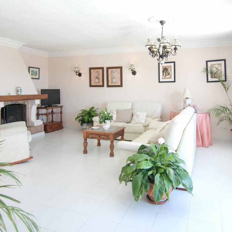 Villa Nerja Angeles - Villa - 13