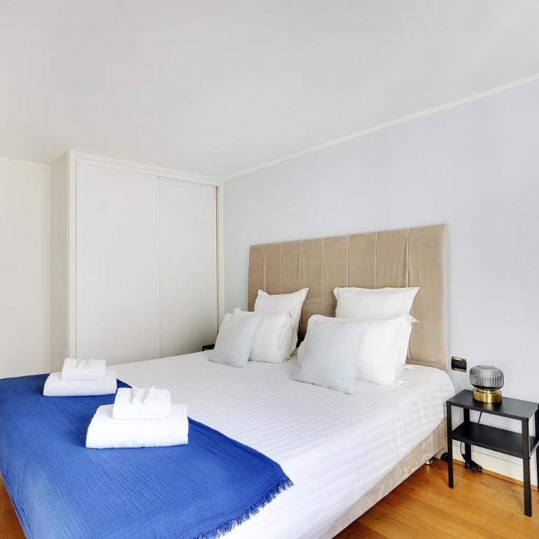 Pick A Flat's Apartment in Champs-Elysées - Rue Ponthieu - Appartement 2 Chambres - 18