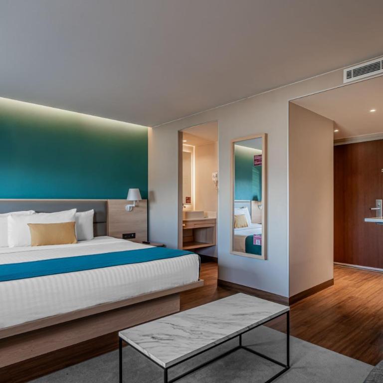 City Express Suites by Marriott Queretaro - Queen Room - 3