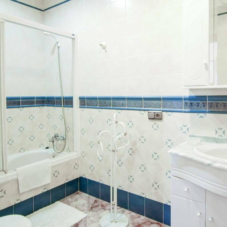 Villa Mercedes Nerja - Villa - 17