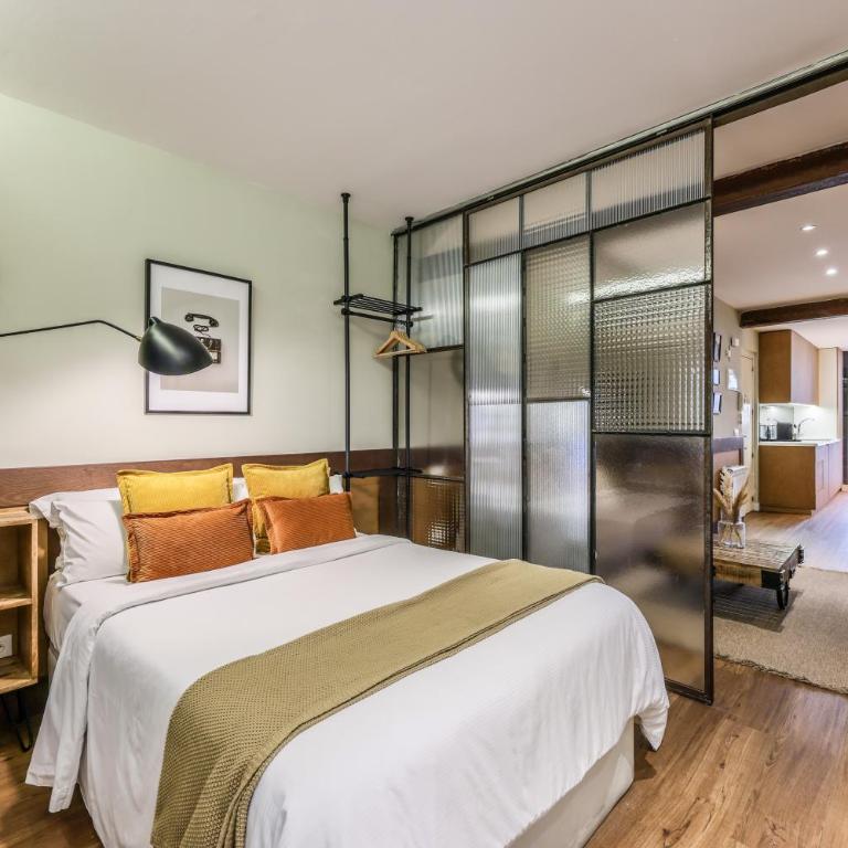 AmazINN Collection Madrid Chueca - Apartamento de 1 dormitorio - 3