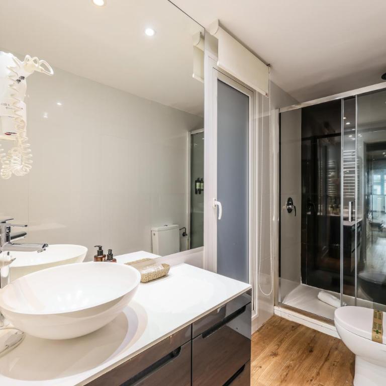 AmazINN Collection Madrid Chueca - Apartamento Deluxe - 17