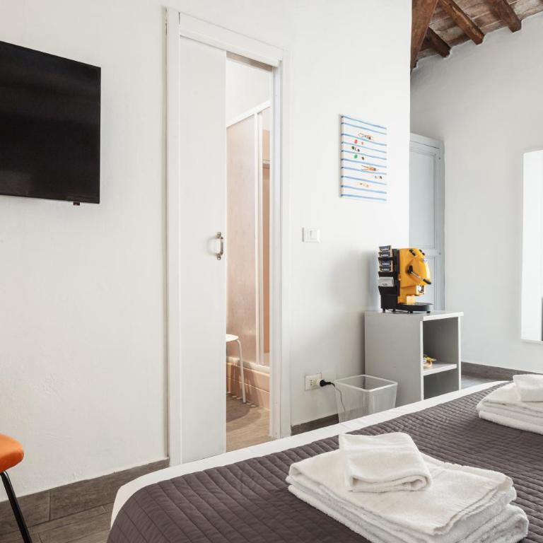 Le Casine Firenze - Camera Quadrupla Comfort - 8