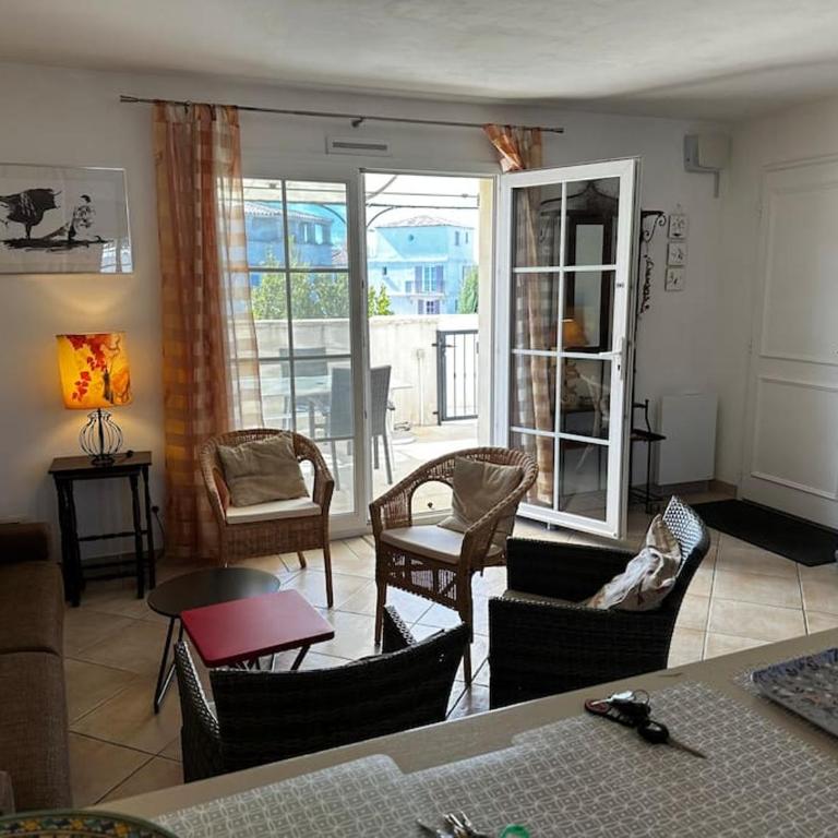 Marina 4 adultes 4 enfants piscine commune - Appartamento con 3 Camere da Letto - 1