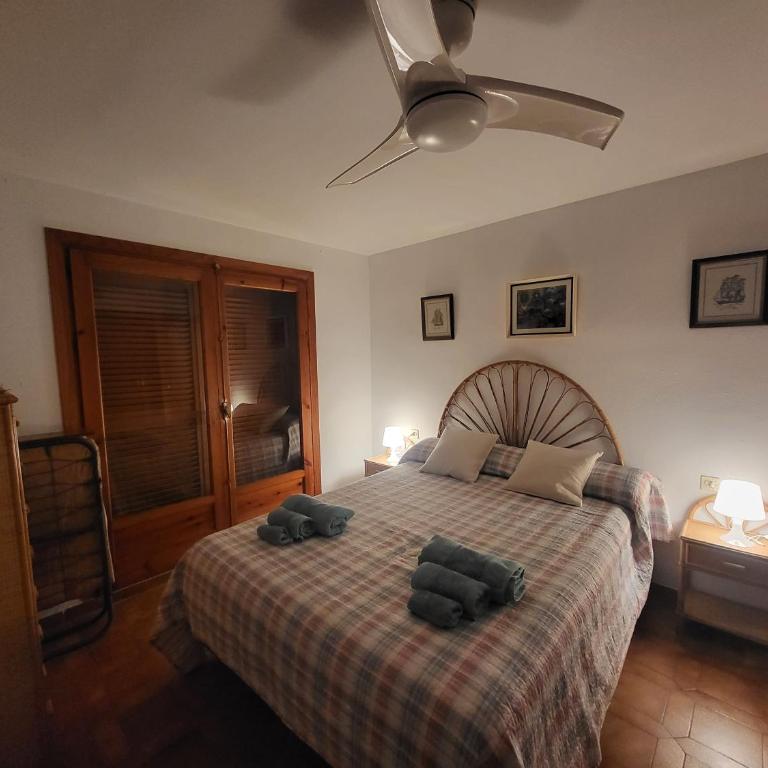 BERJA33 - Three-Bedroom House - 1