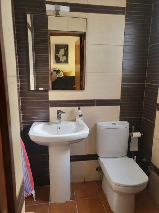 BERJA33 - Three-Bedroom House - 4