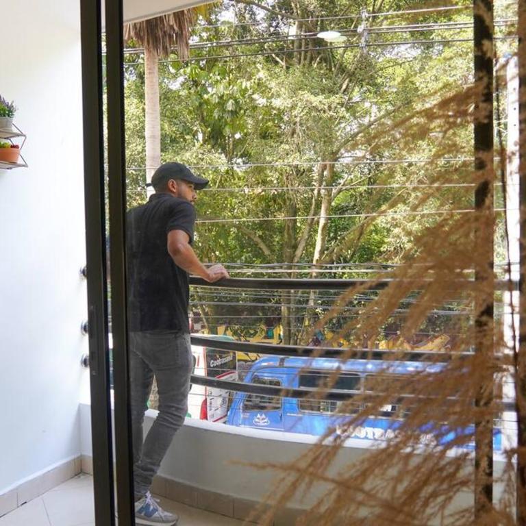 Apartamento Lujoso y Vintage cerca al Poblado - Apartamento de 3 dormitorios - 3