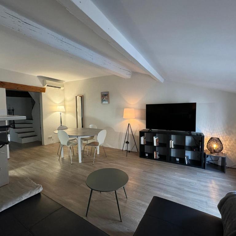 L'ARLAPPART Centre-ville Arles - Two-Bedroom Apartment - 1