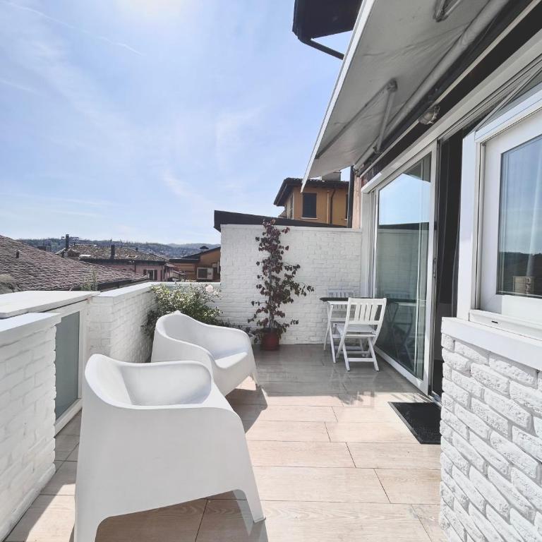 La casa di Angelina - Appartamento Attico con 2 Camere da Letto e Terrazza - 6