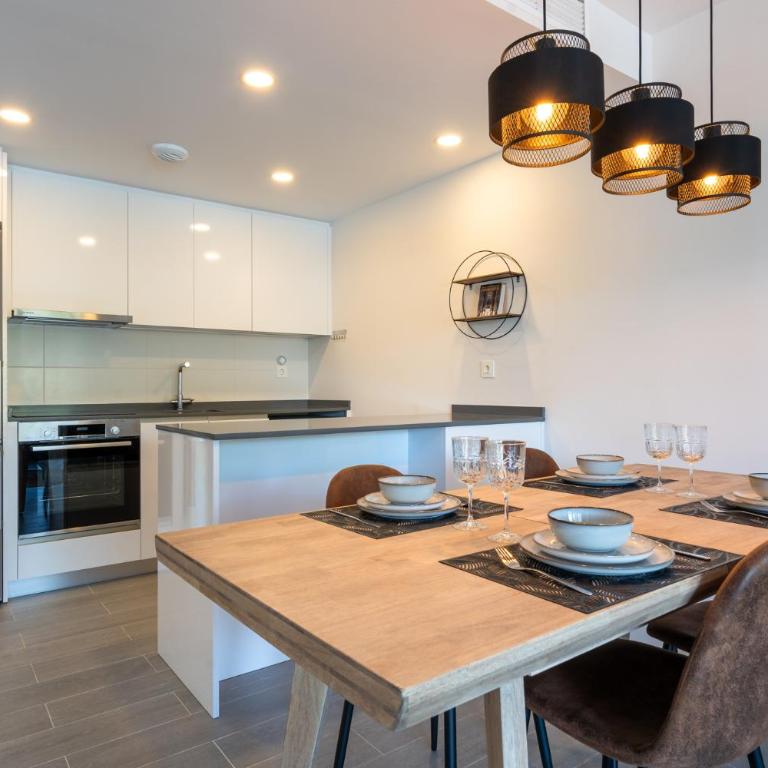 Modern apartment with sea and poolview - Apartment - Ground Floor - 10