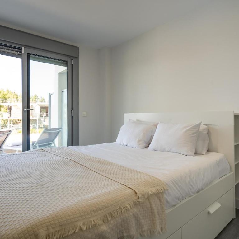 Modern apartment with sea and poolview - Apartment - Ground Floor - 5