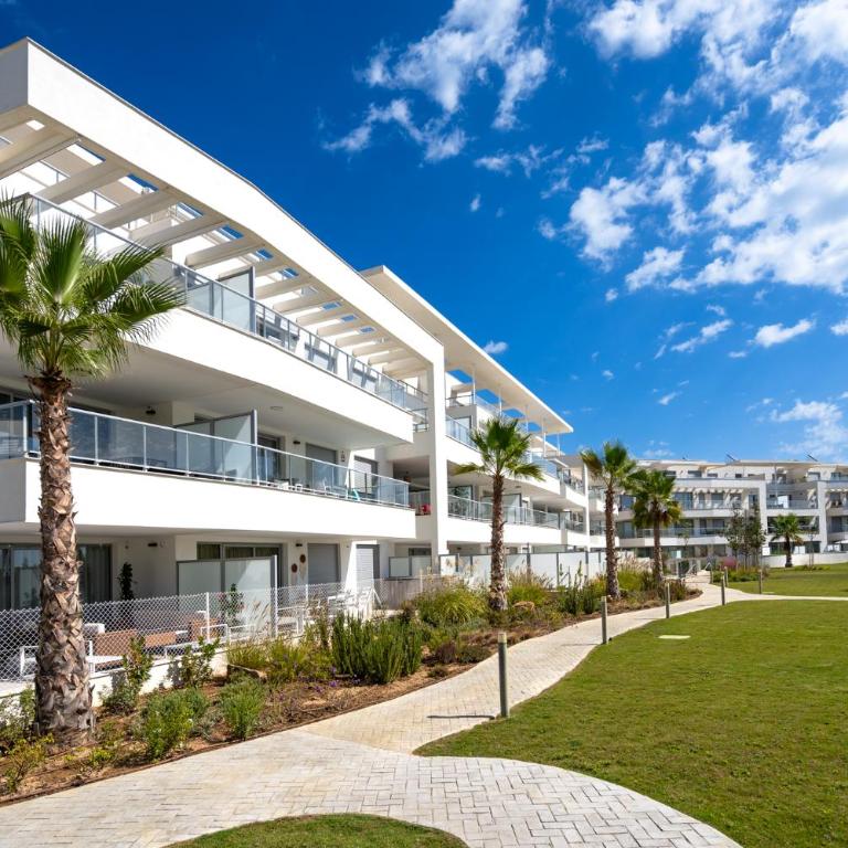 Modern apartment with sea and poolview - Apartment - Ground Floor - 27