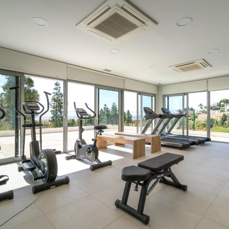 Modern apartment with sea and poolview - Apartment - Ground Floor - 32