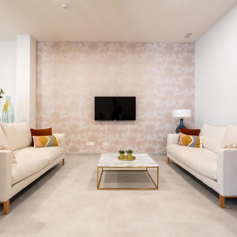 Modern apartment with sea and poolview - Apartment - Ground Floor - 46