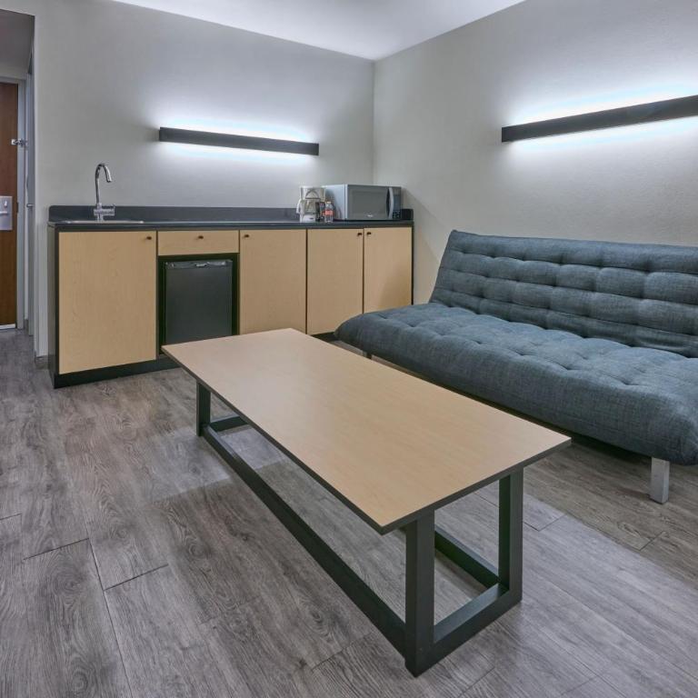 City Express Plus by Marriott Ciudad de México Periférico Sur Tlalpan - Habitación Doble Superior con sofá cama - 4