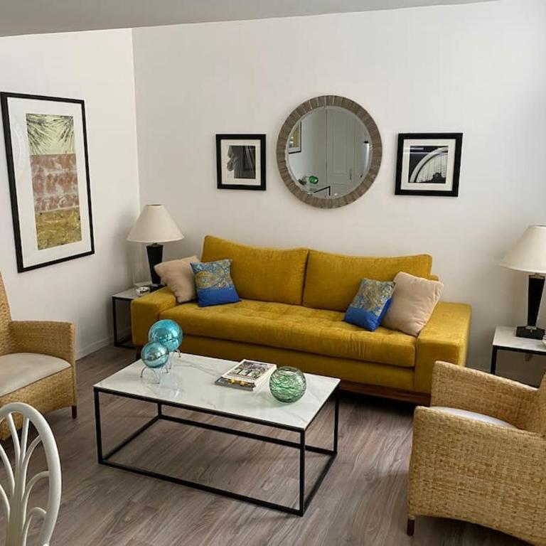 Increíble Loft en Centro Histórico de Guadalajara - One-Bedroom Apartment - 4