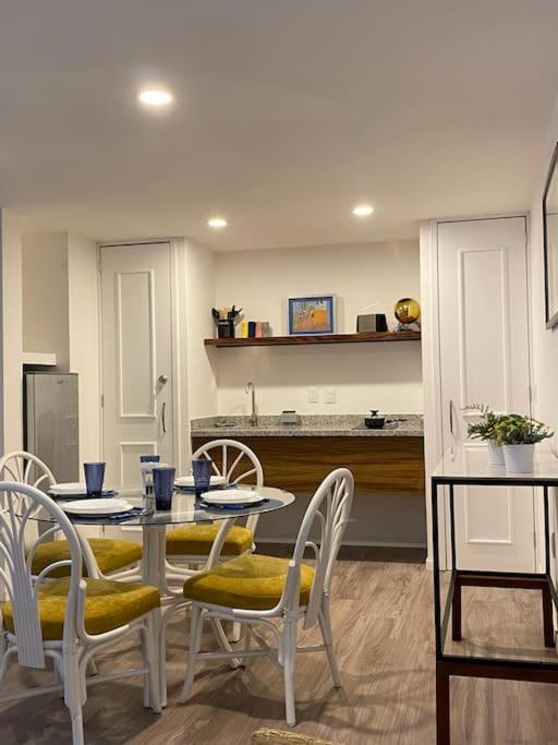 Increíble Loft en Centro Histórico de Guadalajara - One-Bedroom Apartment - 8