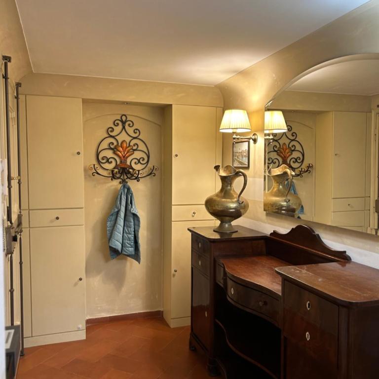 Borgo San Jacopo 8 - Appartamento con 2 Camere da Letto - 12