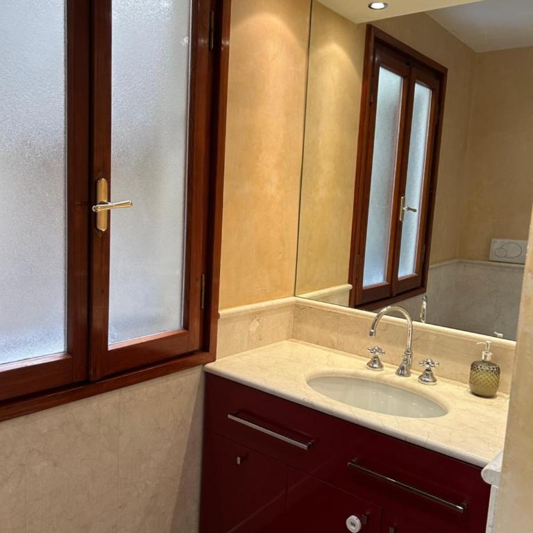 Borgo San Jacopo 8 - Appartamento con 2 Camere da Letto - 8
