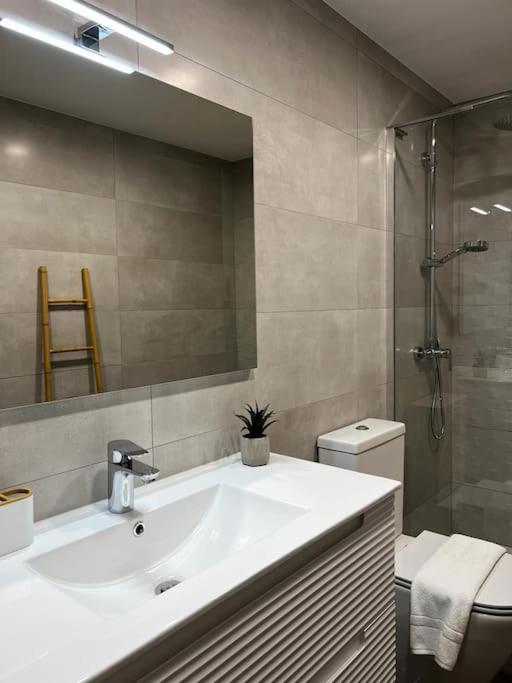 WHITE Con Parking Gratis - Apartamento de 3 dormitorios - 20