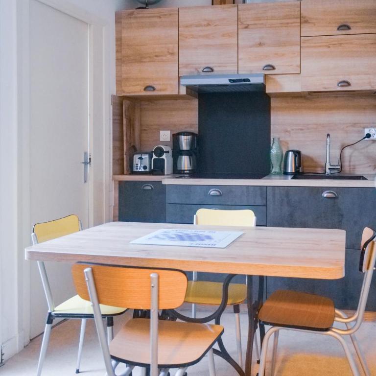 Appartement face à la baie des Sables d'Olonne - 4 à 6 pers - Apartment - 8