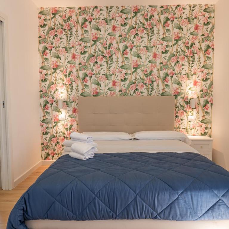 Relais San Demetrio - Modern & Central rooms by Leading Hotel - Camera Matrimoniale Deluxe con Balcone - 4