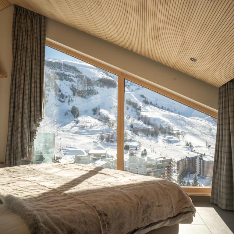 Chalets Horizon Blanc - Vue exceptionnelle Loup Blanc -Sauna extérieur Ours des Glaces -5 étoiles - Superior Chalet - 6