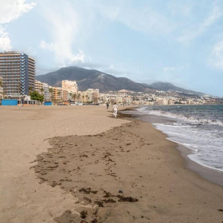 Piso en Fuengirola Málaga. - Apartamento de 2 dormitorios - 13