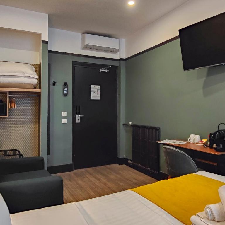 Hôtel de France, un hôtel AMMI - Chambre Supérieure - 11