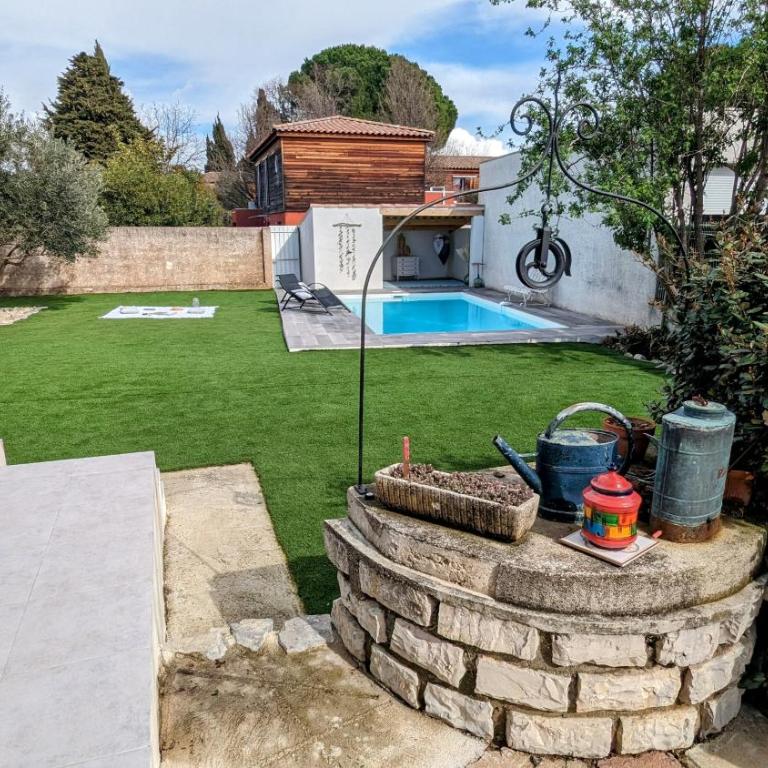Jolie villa avec piscine à 15mn des plages - Villa 3 Chambres - 37