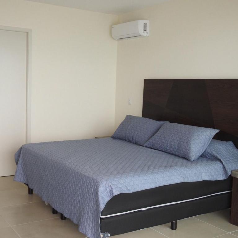 Brisa del Mar en Cristal Bay - Two-Bedroom Apartment - 20