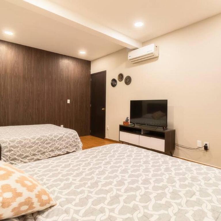 401 Location 3Bdrm 2bath apt with AC Rooftop - Apartment - 7