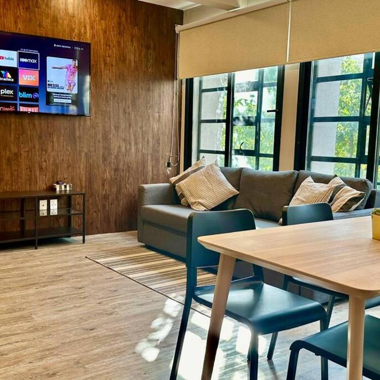 202 Walk the City Center 1bdrm 2bath AC Apt - Apartment - 2