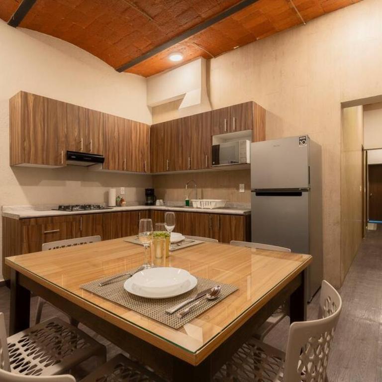 205 Zocalo Cathedral 2bdrmB 2Bath fits 10 AC Apt - Apartamento - 12