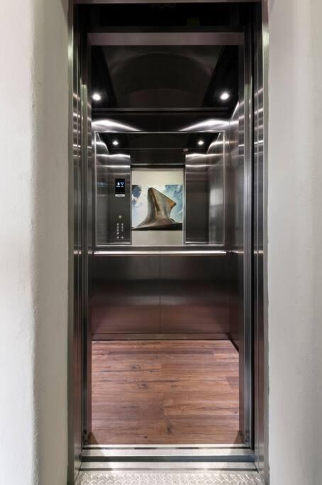 1PH Hidden gem in Centro Fits 10 private terrace - Apartment - 45