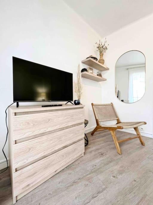 Le Diderot : Apt 2 Prs, 10 min plages, parking - Appartement 1 Chambre - 20
