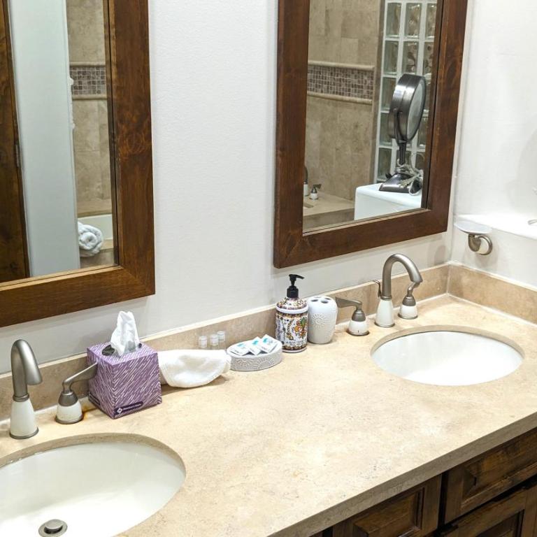 Bella Sirena 304-A - Elegant Oceanview Condo on Sandy Beach - Apartamento de 2 dormitorios - 20