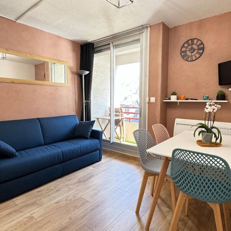 Joli 3 pièces 40m2. 2 chambres. - Appartement 2 Chambres - 10