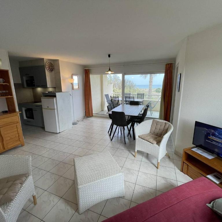 T3 6 pers avec piscine et accès direct plage - Saint-Cyprien - FR-1-106-101 - Apartment - 4