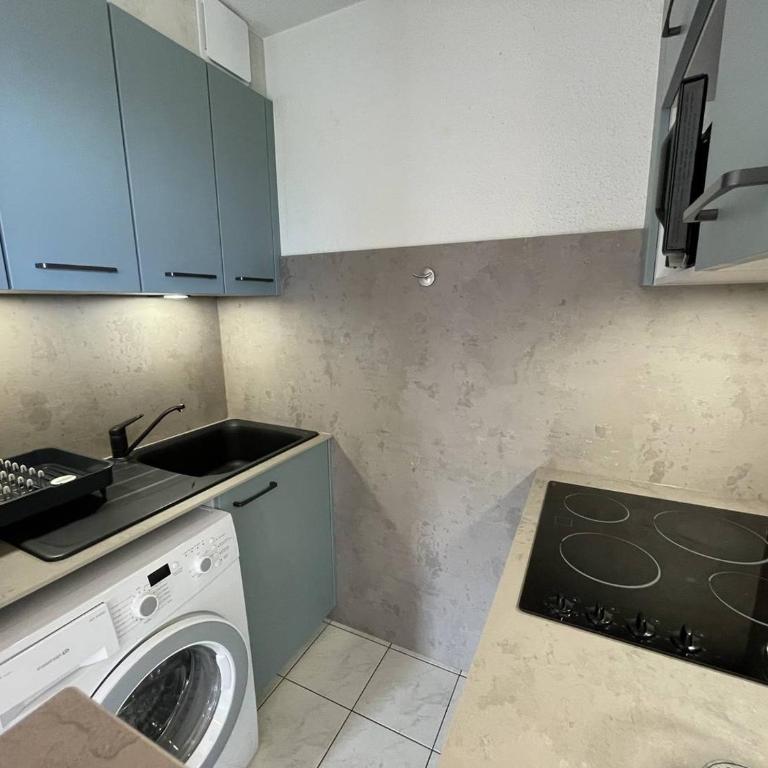 T3 6 pers avec piscine et accès direct plage - Saint-Cyprien - FR-1-106-101 - Apartment - 5