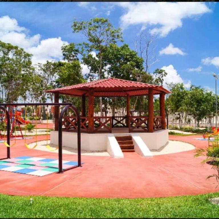 Family accommodation with pool and water park - Casa de 2 dormitorios - 15
