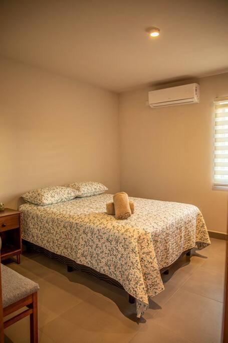 Downtown Beach Condo w/ Pool - Apartamento de 2 dormitorios - 19