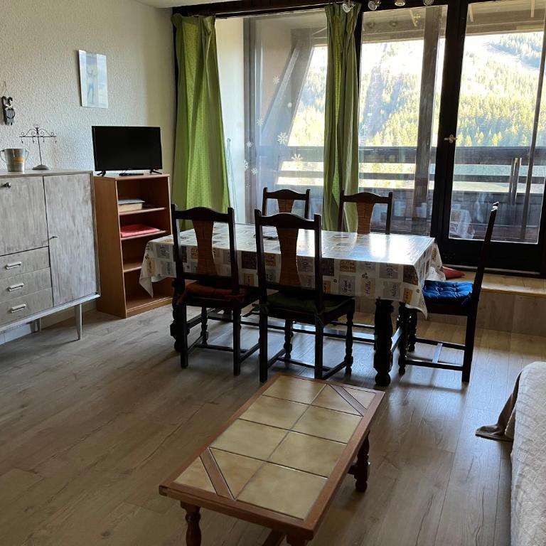 Grand Studio VILLARD DE LANS Les Glovettes - Monolocale con Vista Montagna - 6