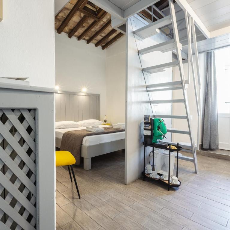 Le Casine Firenze - Camera Familiare - 12