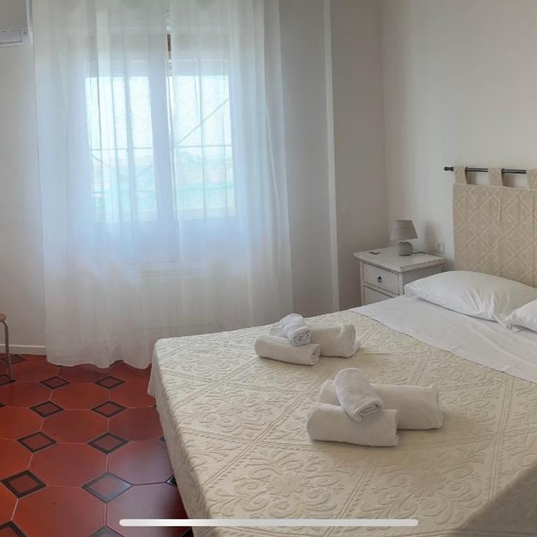 I Fiori - Appartamento con 2 Camere da Letto - 3