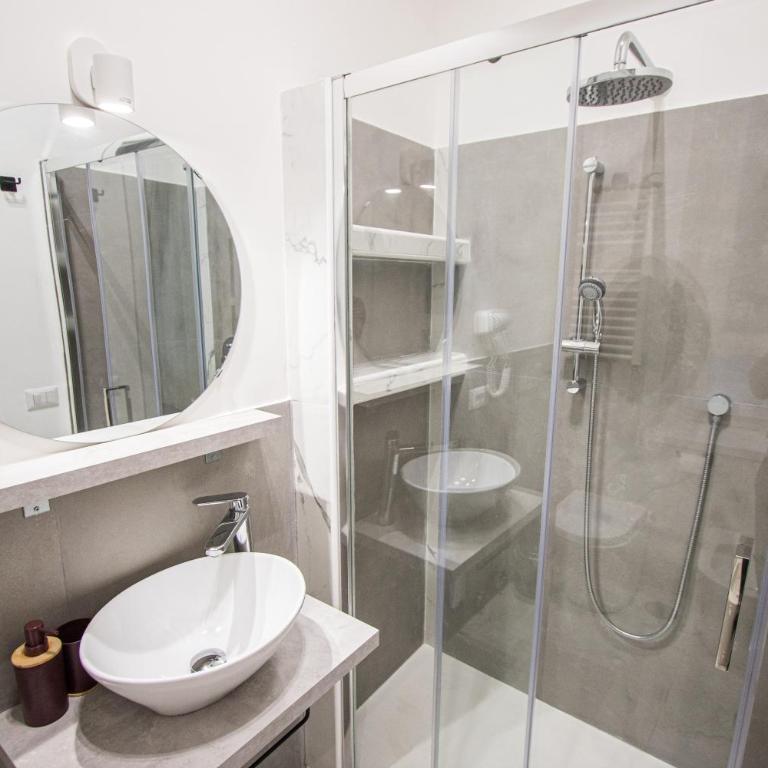 ODESCALCHI LOFT - Appartamento con 1 Camera da Letto - 18